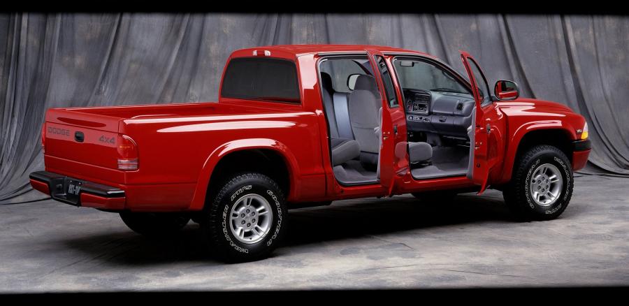  Dodge Dakota 1997 года  (фото 18 из 47)